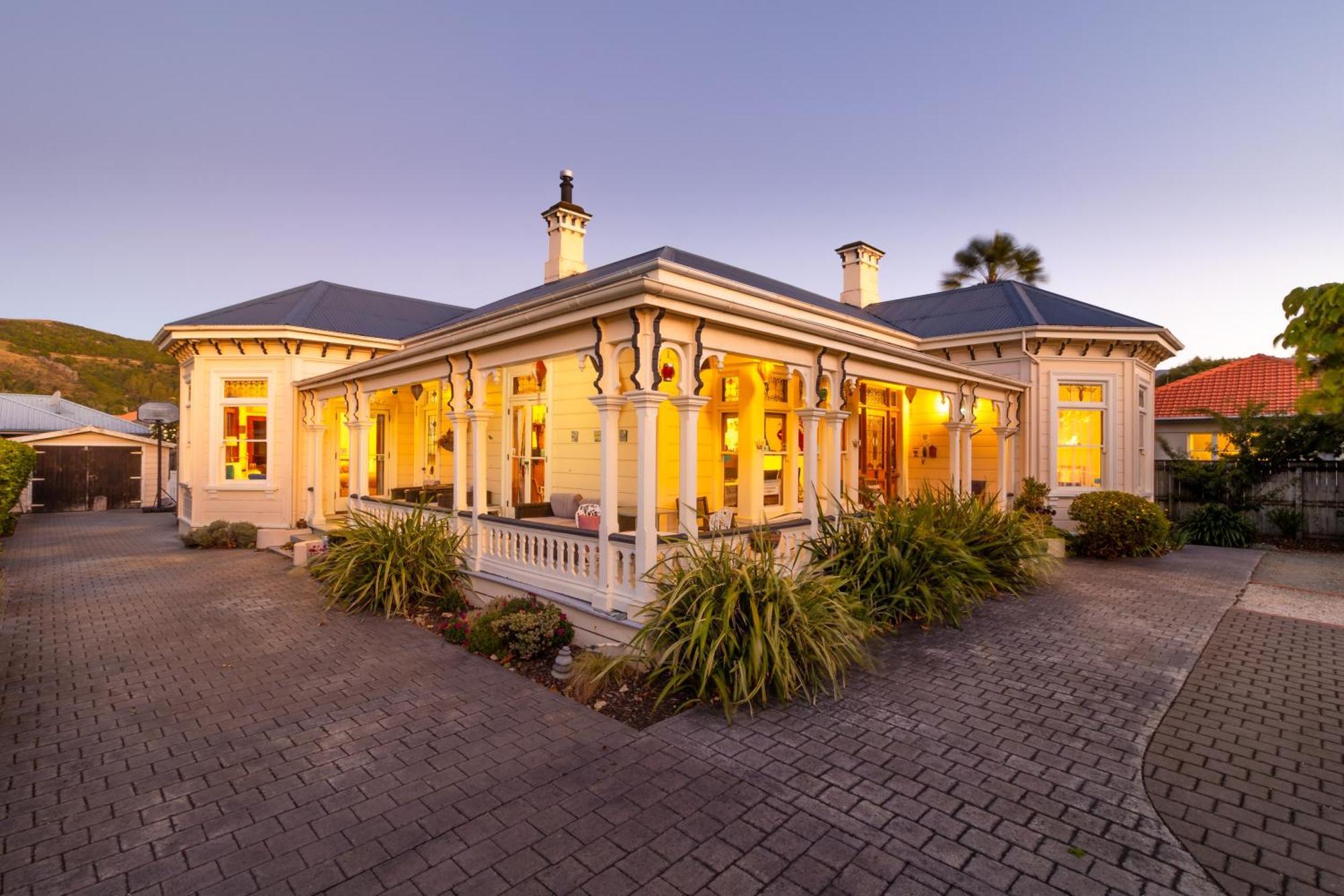 Collingwood Manor
